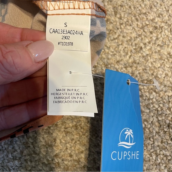 CLOSET CLEAROUT!!! Cupshe Clarinda Belted Geo Print Romper - Picture 7 of 8